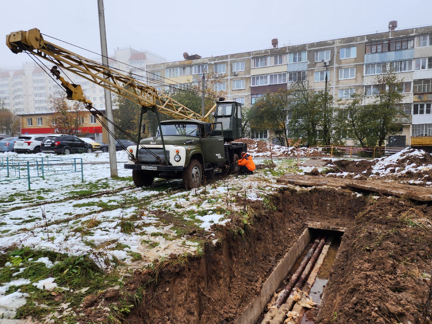 Чехов, микрорайон Венюково, улица Маркова, ремонт теплосети, восстановление теплоснабжения, замена трубы, подача тепла,
