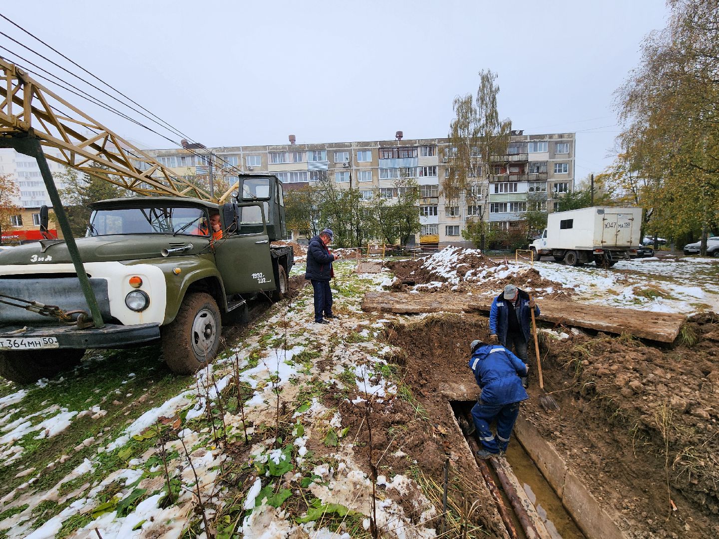 Чехов, микрорайон Венюково, улица Маркова, ремонт теплосети, восстановление теплоснабжения, замена трубы, подача тепла,