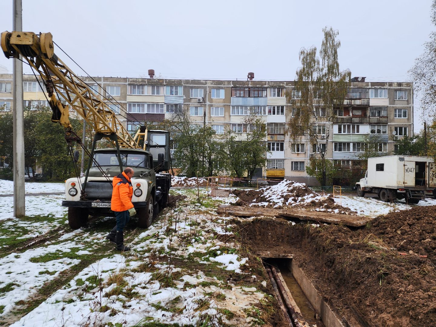 Чехов, микрорайон Венюково, улица Маркова, ремонт теплосети, восстановление теплоснабжения, замена трубы, подача тепла,
