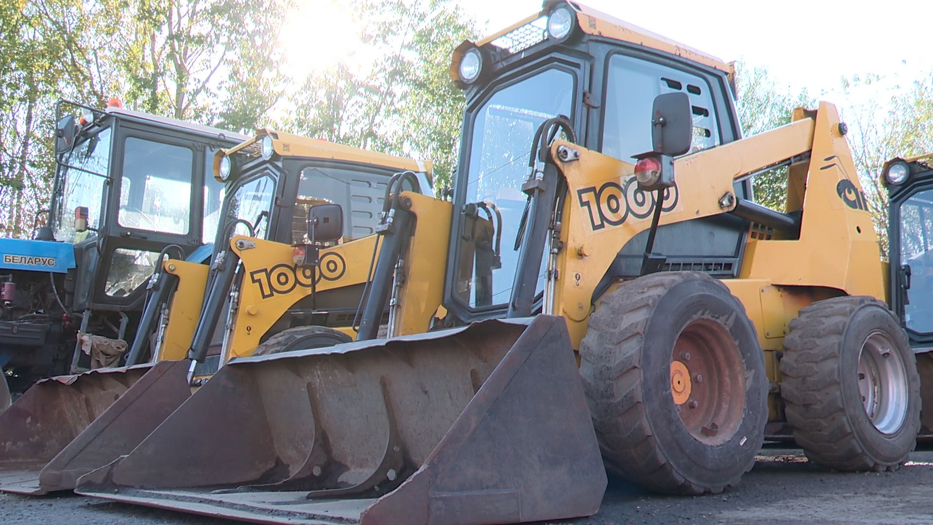 Реутов, ЖКХ, подготовка к зиме, техника, бобкэт, трактор,