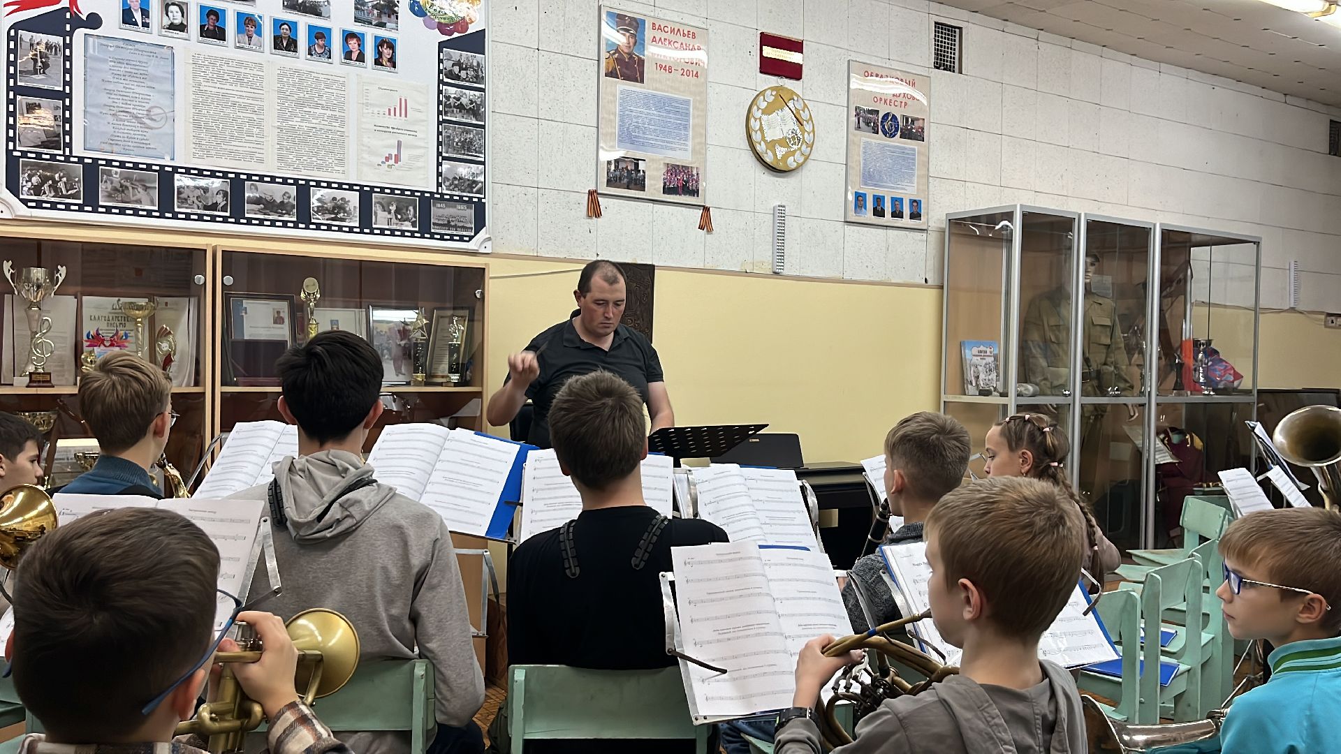 оркестр, детский оркестр, духовой оркестр, съемки кино, съемки сериала,