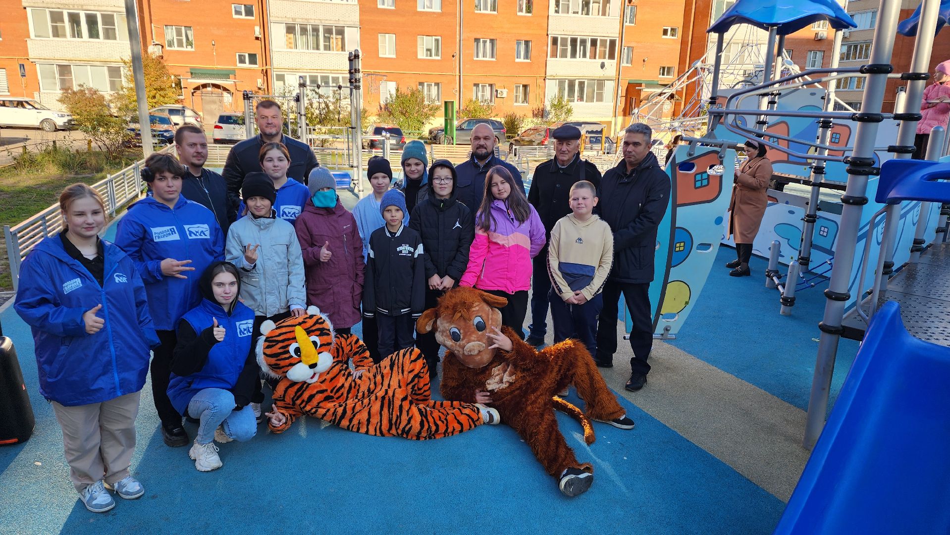 Бронницы, Открытие детской площадки, Новая детская площадка по губернаторской программе, Новая игровая площадка в Комсомольском переулке,