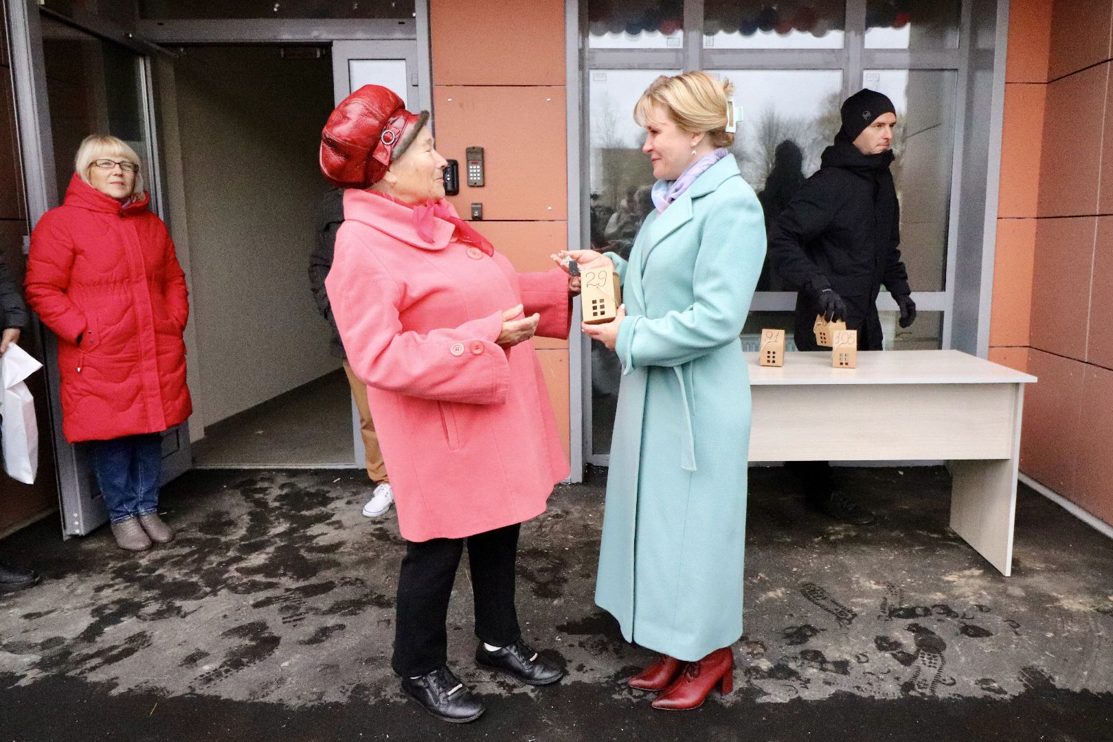 Клин, общество, переселение из аварийного жилья, люди, новые квартиры,