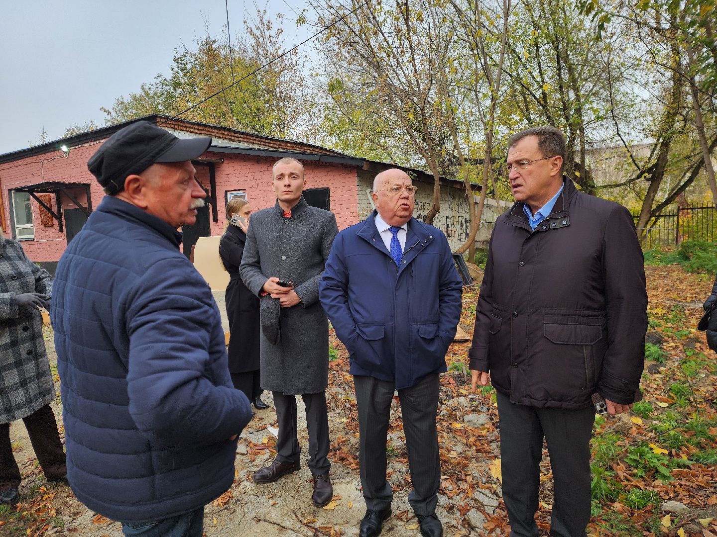 власть, жители, общество, благоустройство, новая дорога, оперативный выезд, глава округа,