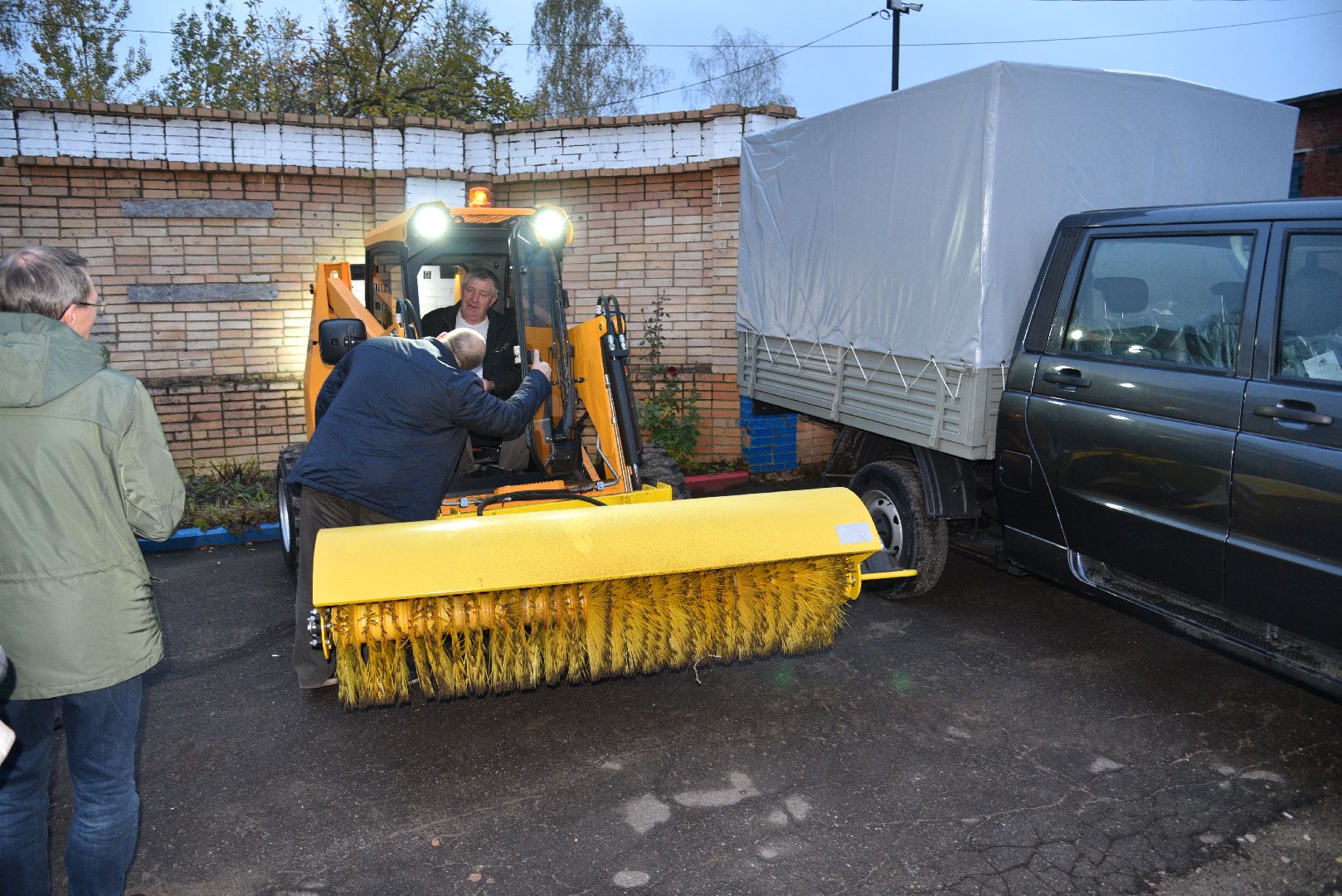 лотошино, благоустройство, новая техника, подготовка к зиме,