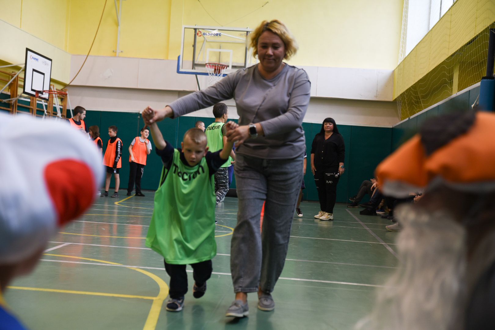 Бронницы, Коломна, Праздник для детей, Студенты Бронниц в детском доме Коломны, Спортивный праздник в детском доме,