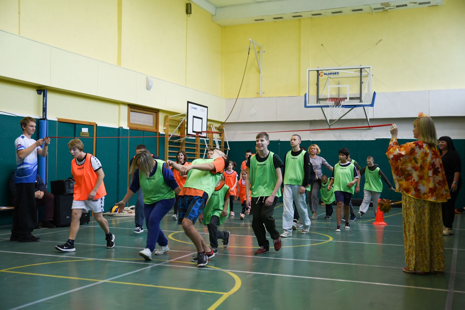 Бронницы, Коломна, Праздник для детей, Студенты Бронниц в детском доме Коломны, Спортивный праздник в детском доме,
