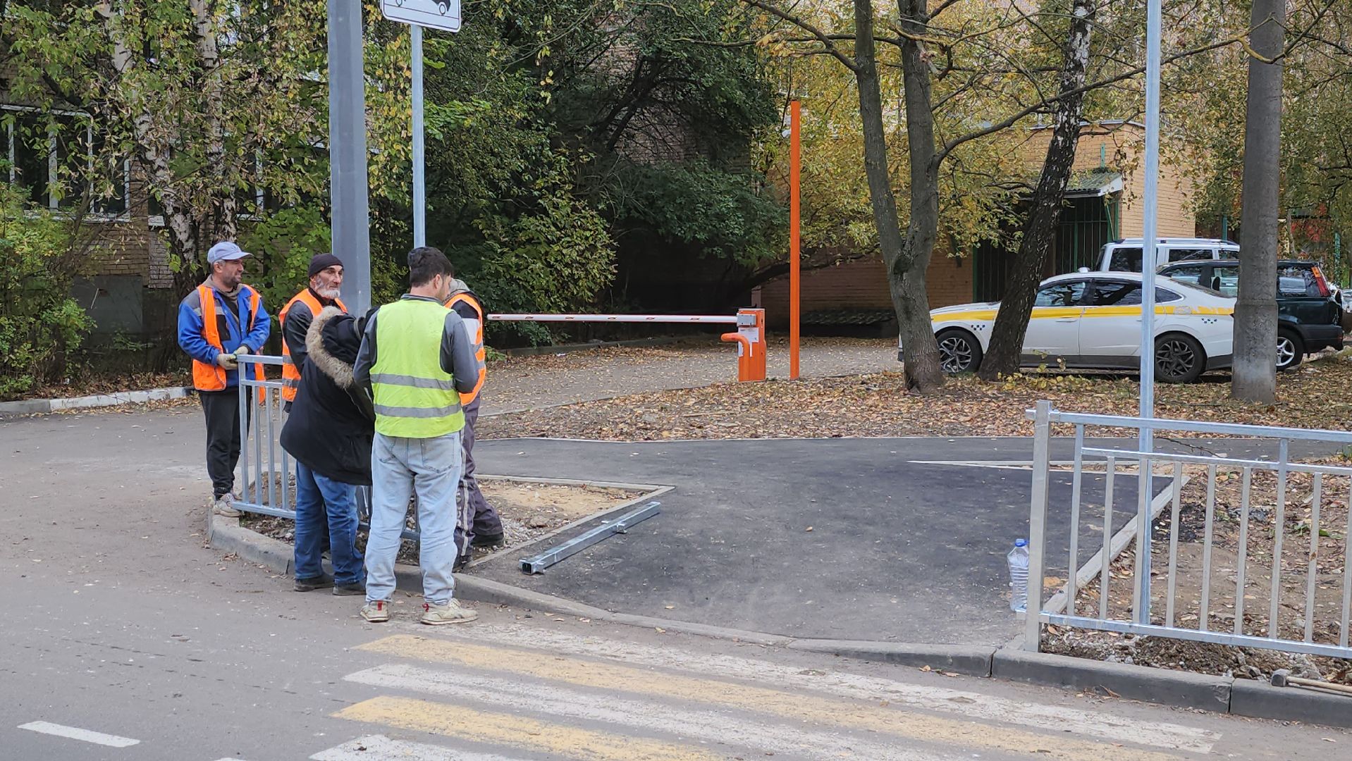 долгопрудный, Бригантина, пешеходные дорожки, забор, ремонт,