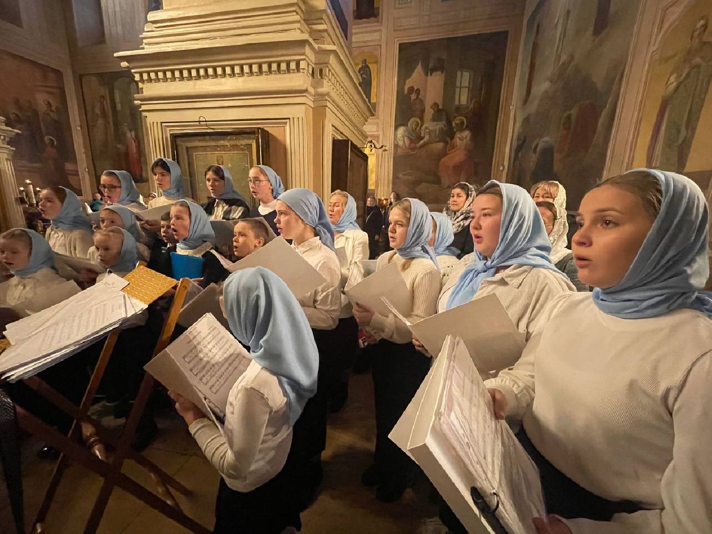 Дмитров, Успенский собор, Казанская икона Божьей матери,