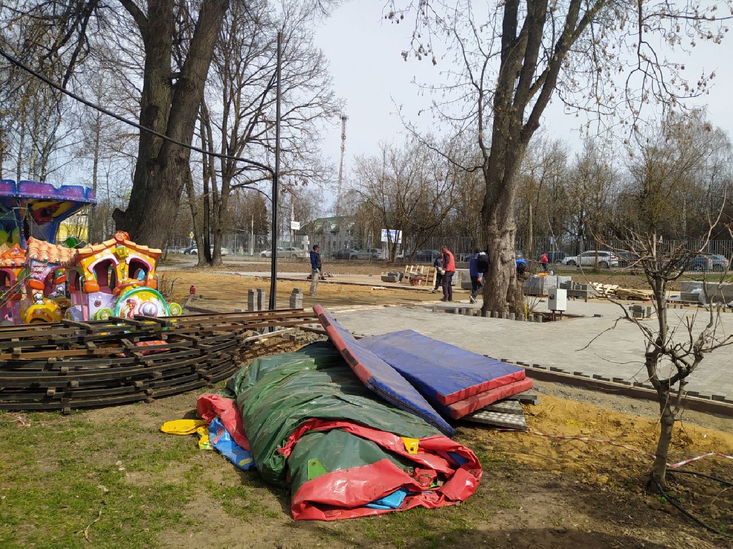 Истра, Парк аттракционов, аттракционы, майские праздники