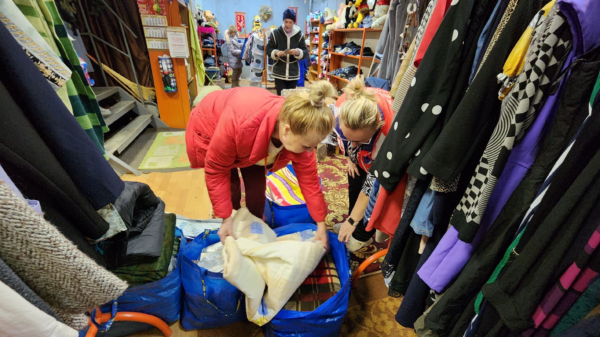 волонтеры подмосковья, отделение вещевой помощи, дару дар, протвино, городской округ Серпухов,