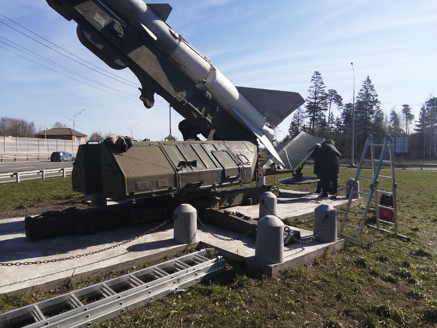 Балашиха, День Победы, Пусковая установка ЗРК С-75, мемориальный комплекс, памятник ВОВ, ветераны, 9 мая, субботник, Месяц чистоты и благоустройства, депутаты