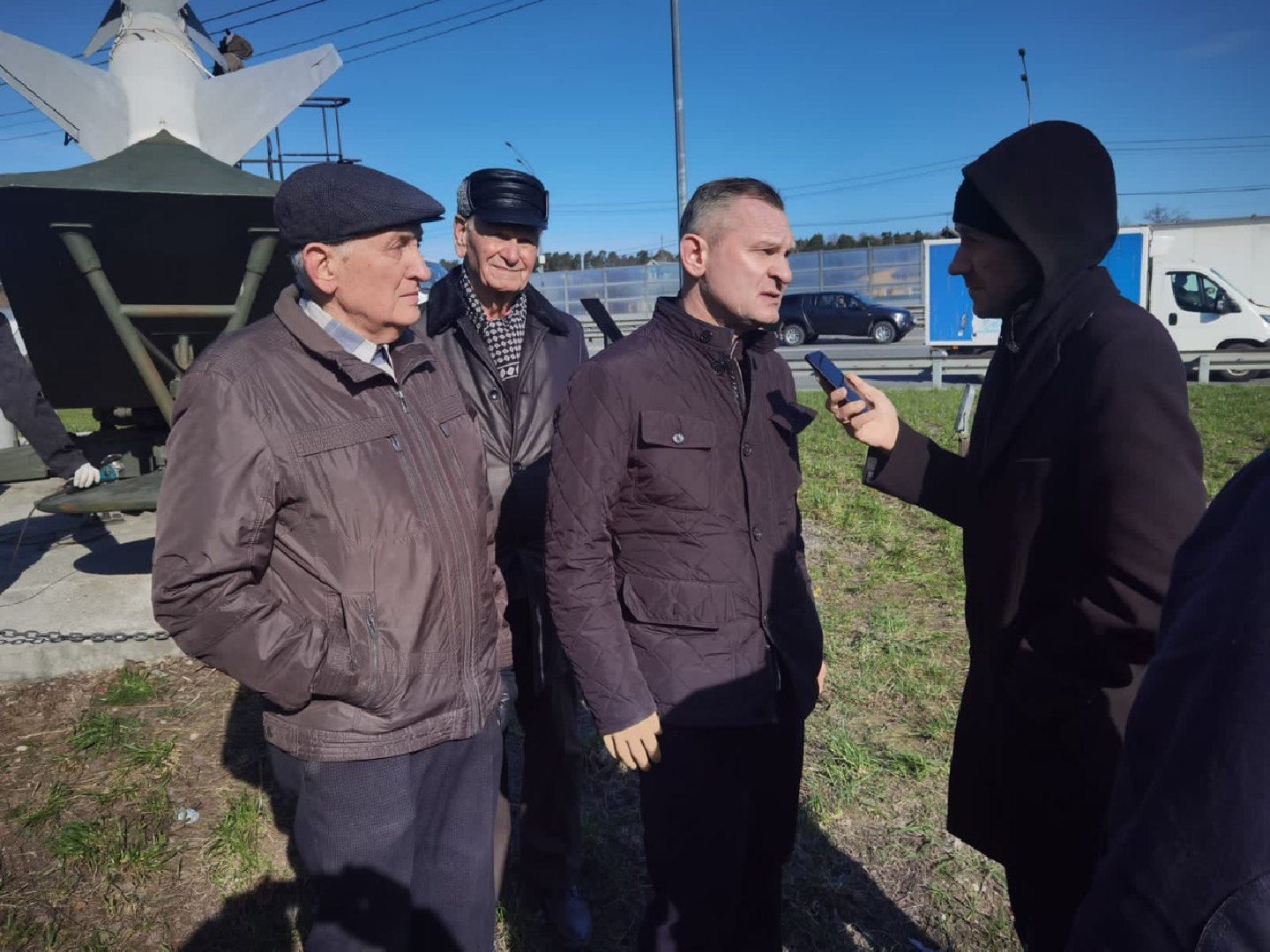 Балашиха, День Победы, Пусковая установка ЗРК С-75, мемориальный комплекс, памятник ВОВ, ветераны, 9 мая, субботник, Месяц чистоты и благоустройства, депутаты