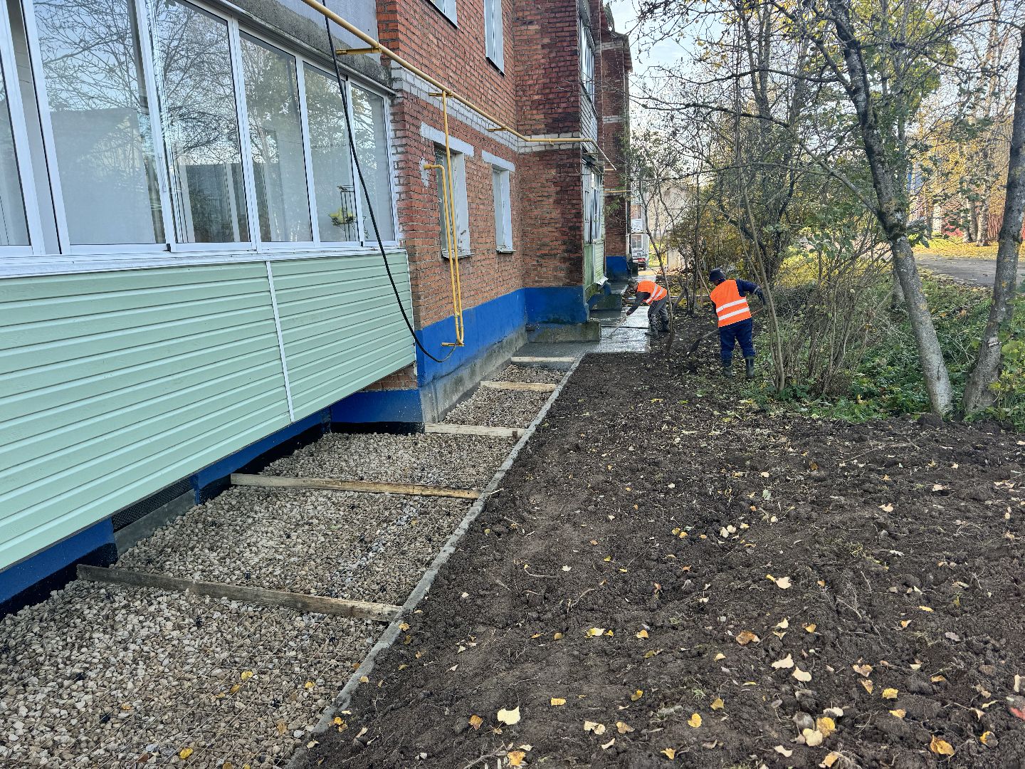 шаховская, отмостка, ремонт фасада, ремонт фасада дома,