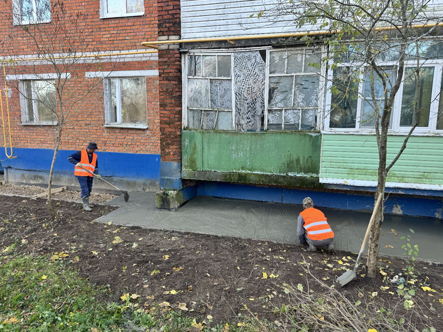 шаховская, отмостка, ремонт фасада, ремонт фасада дома,