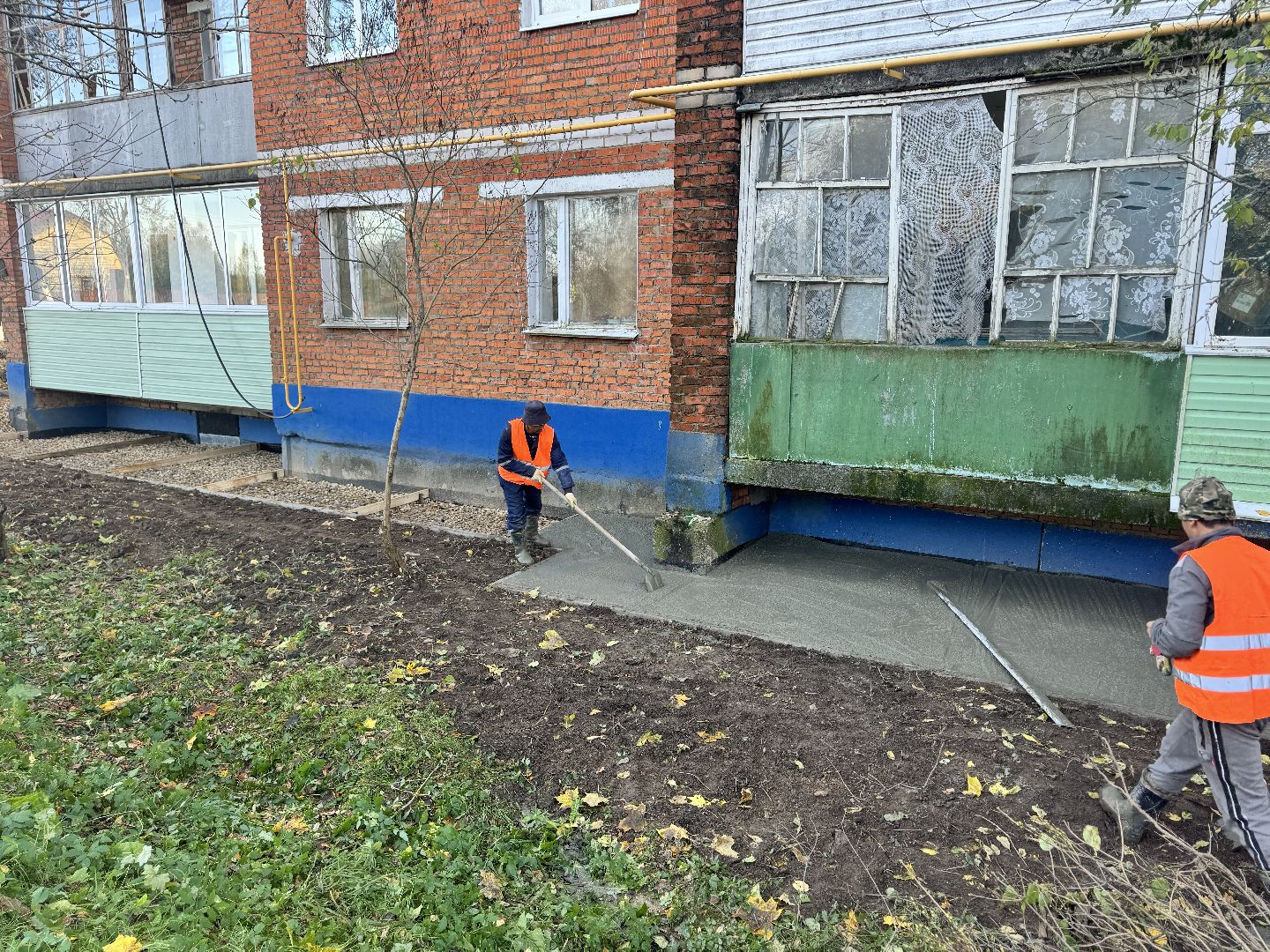 шаховская, отмостка, ремонт фасада, ремонт фасада дома,