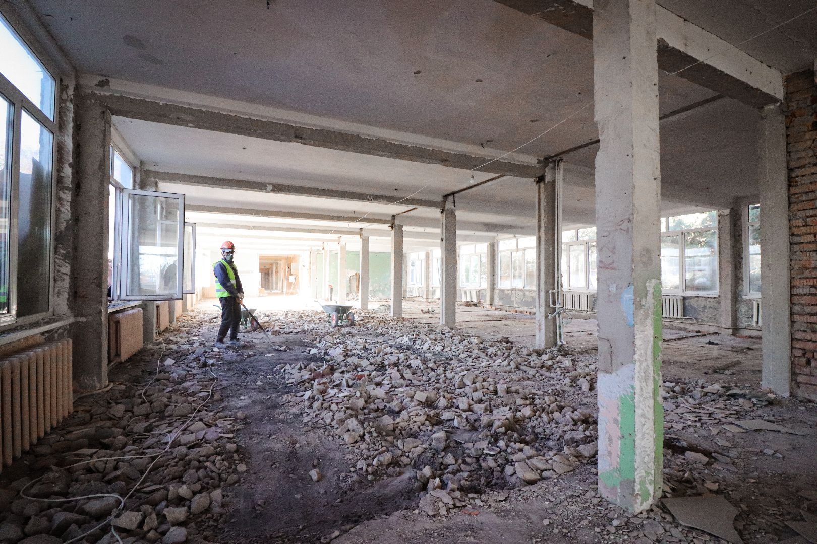 Клин, общество, строительство, образование, ремонт школы,