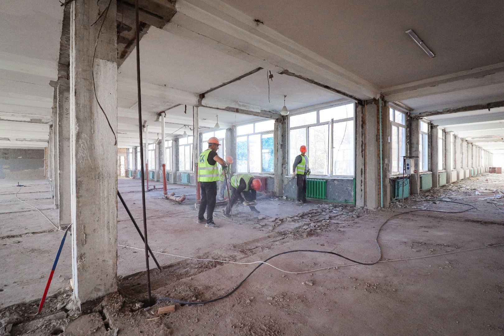 Клин, общество, строительство, образование, ремонт школы,