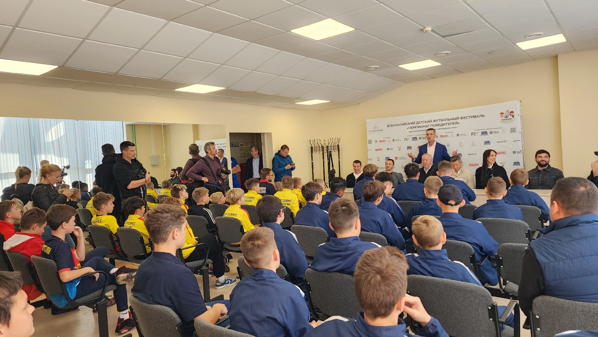 Домодедово, Подмосковье, Футбол, Алан Дзагоев, Евгений Алдонин, Александр Самедов, Дмитрий Сычев, Олег Романцев,