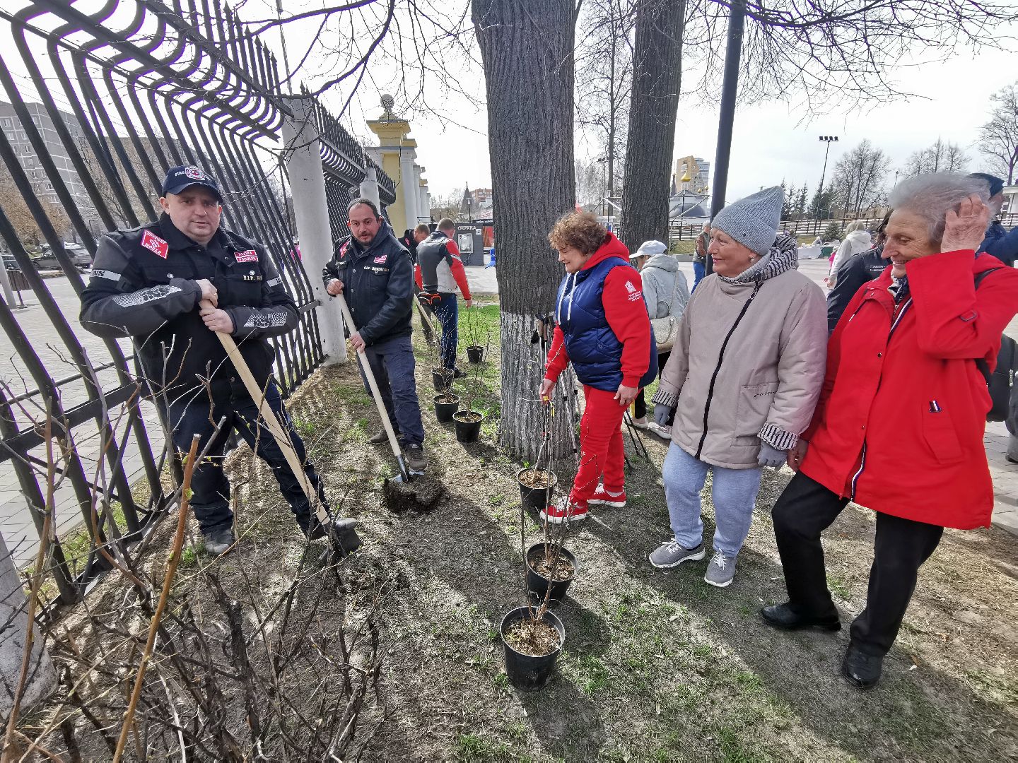 Подольск, парк, субботник
