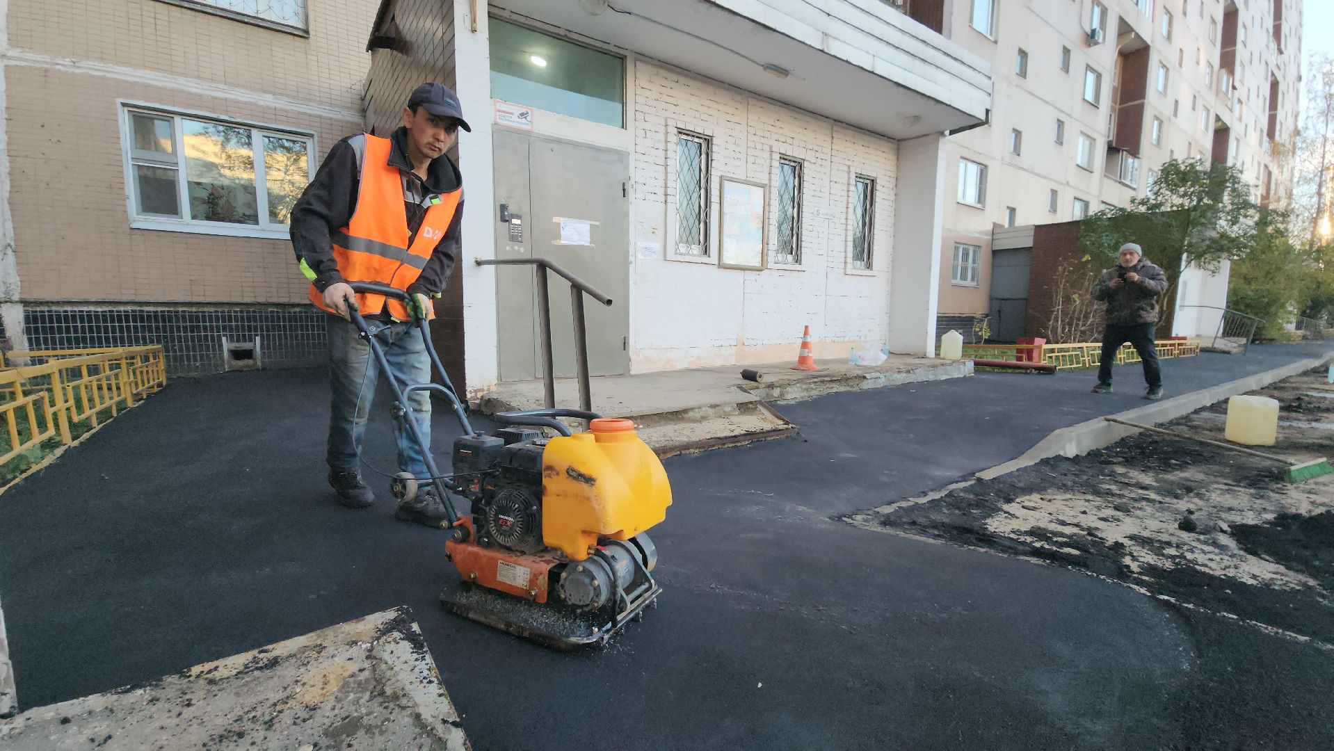 укладка асфальта, тротуары, Лобня,