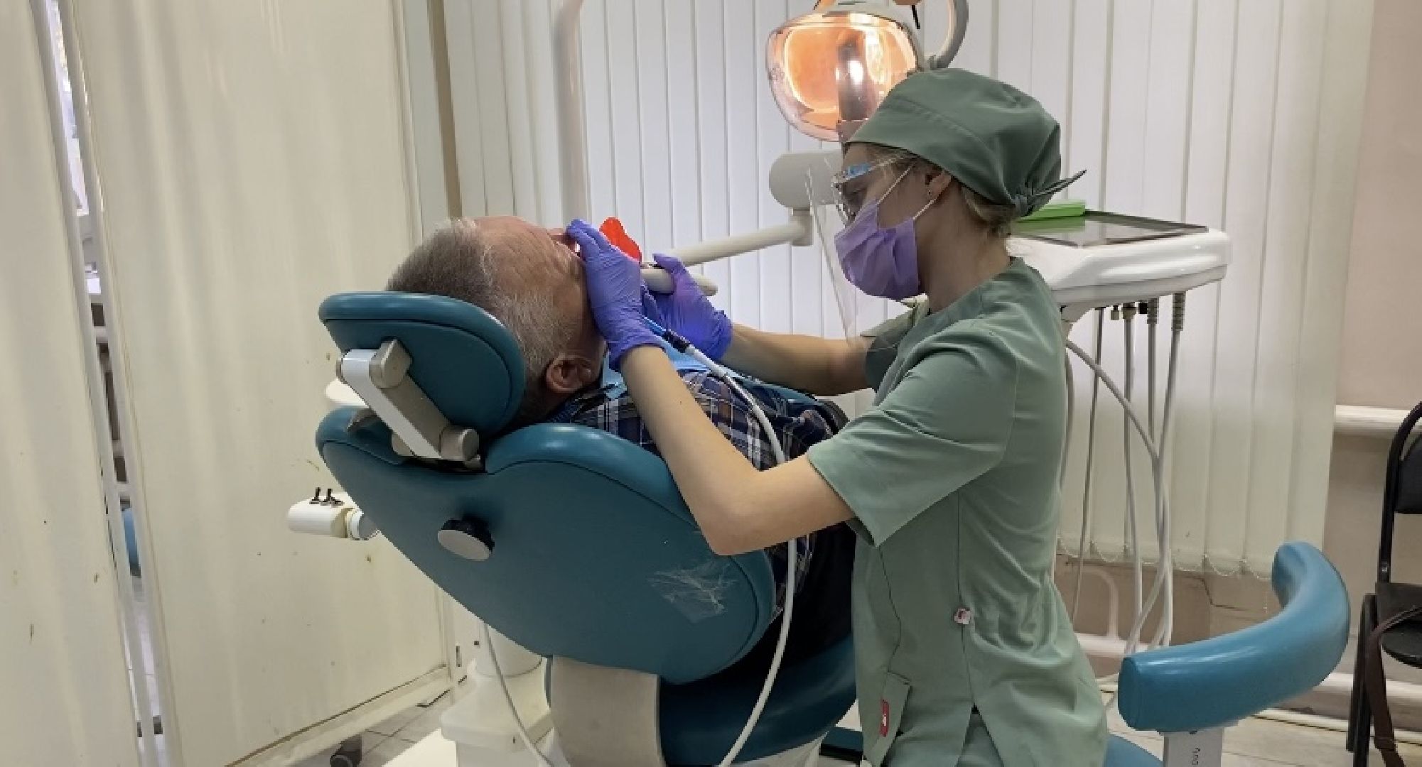 Коломна, Медицина, новые кадры, врач - стоматолог,