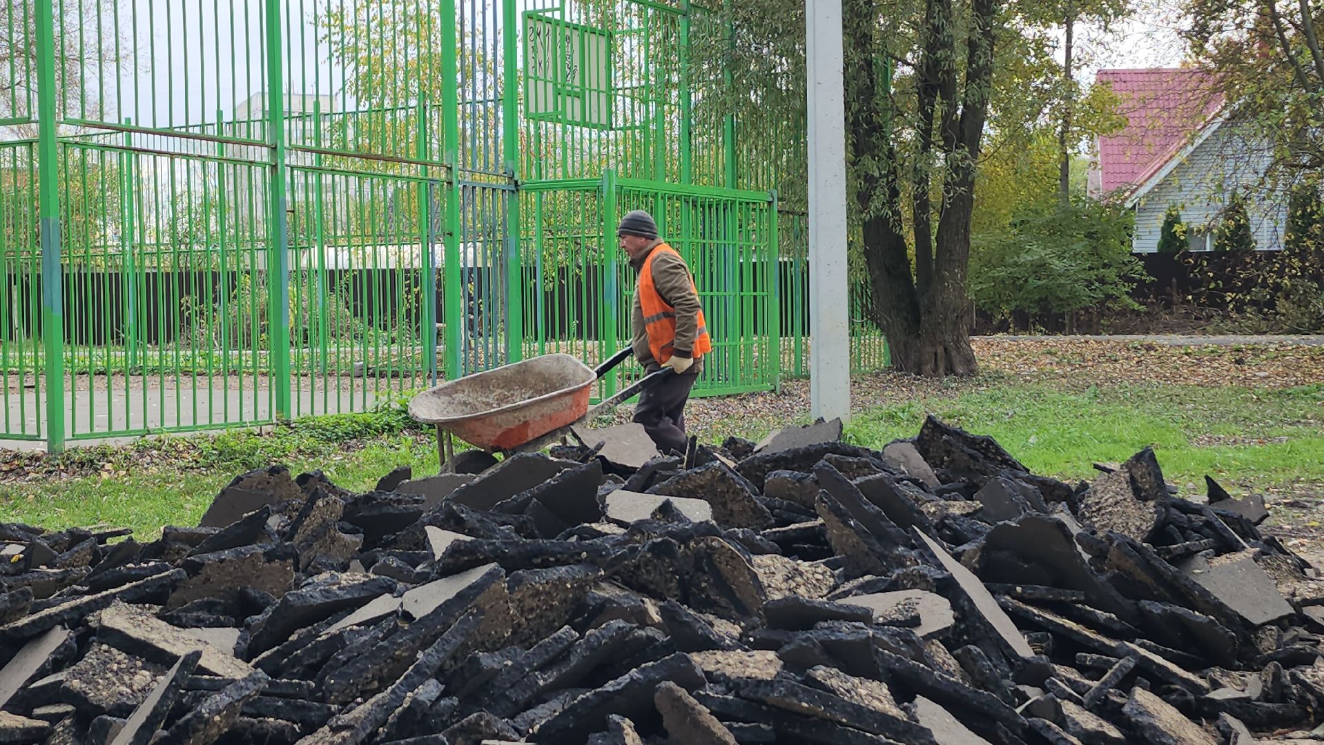серпухов, улица комсомольская, универсальная площадка, мини-футбол, баскетбол,
