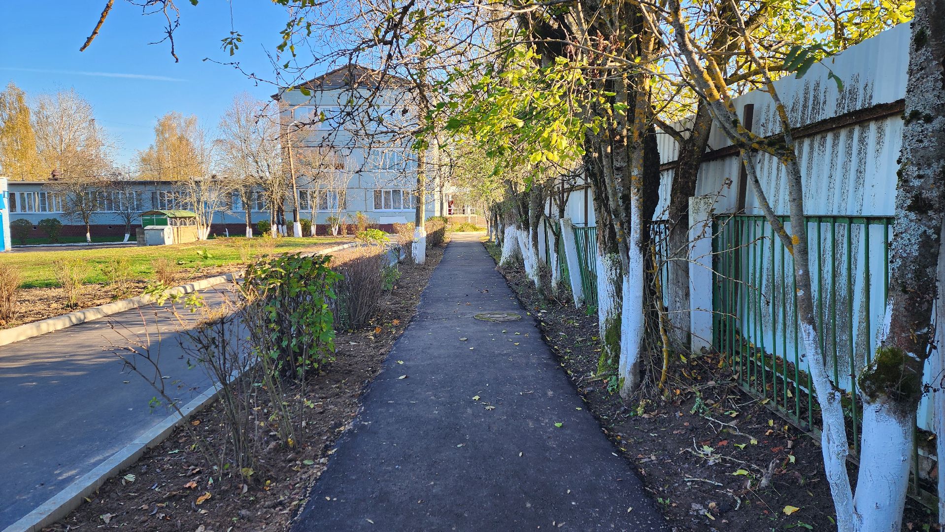 Солнечногорск, поселок Смирновка, Школа Солнечная, благоустройство, новый асфальт,