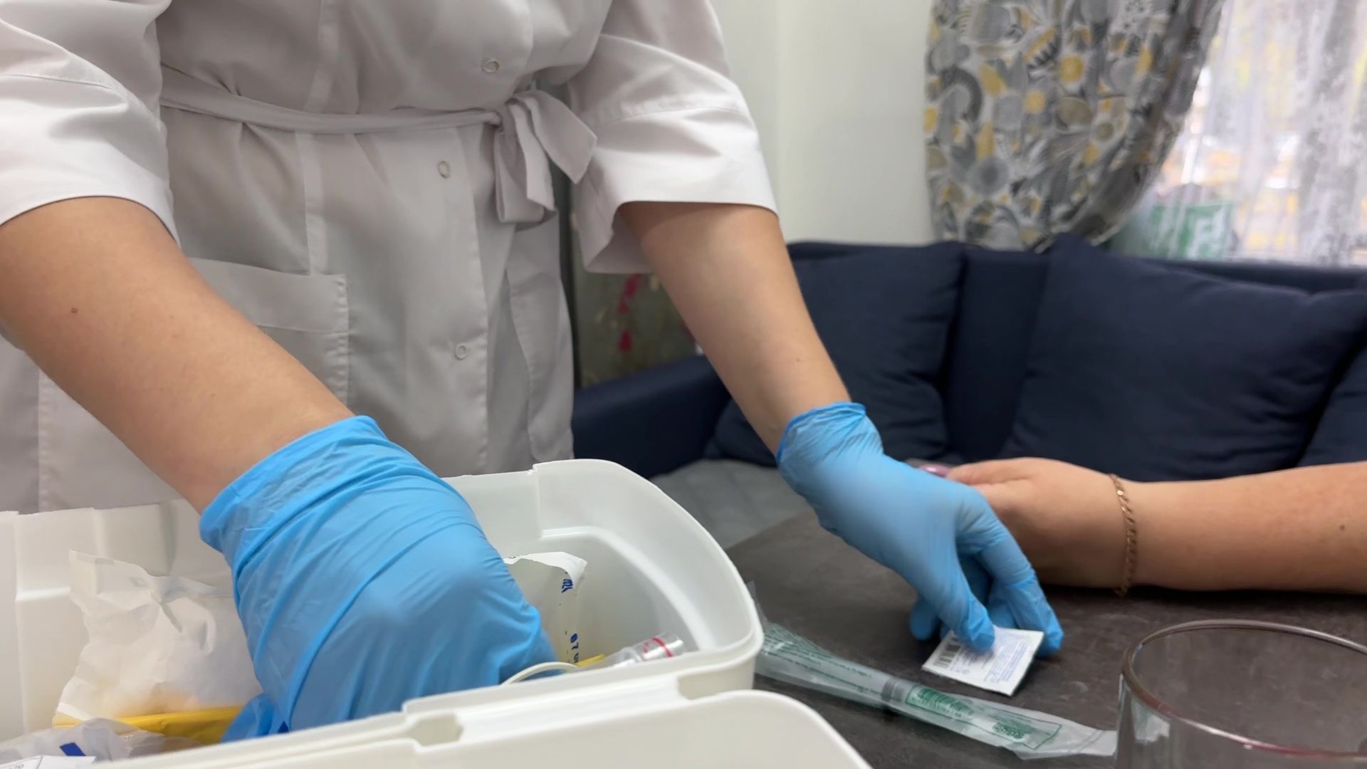 Реутов, медицина, здравоохранение, династия Бучевых, врачи, медсестра, семья,