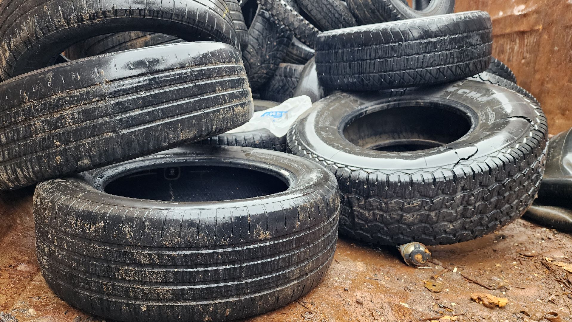 Мегабак, Сдай старые шины, экологическая акция, Обухово, Богородский городской округ,