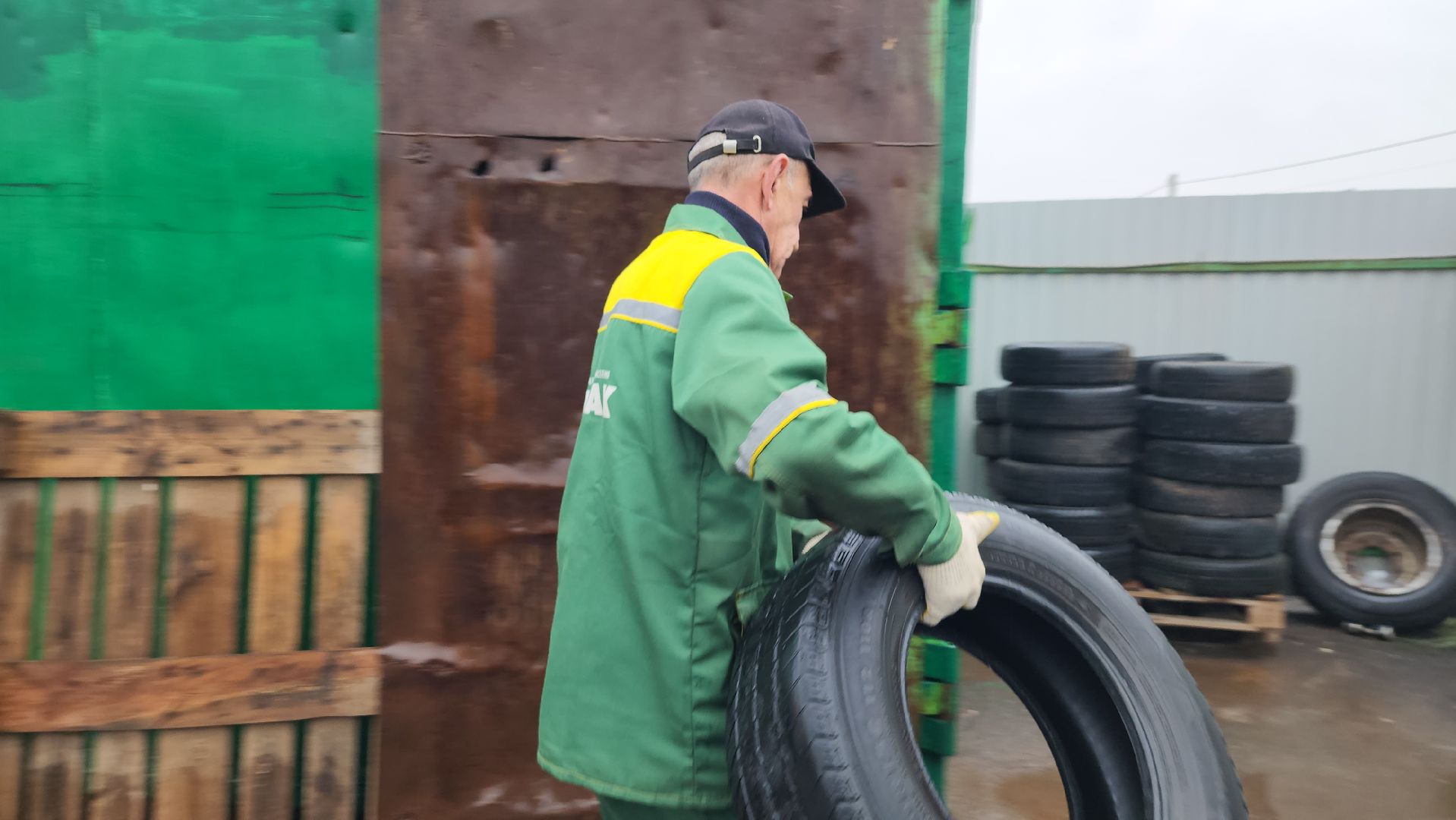 Мегабак, Сдай старые шины, экологическая акция, Обухово, Богородский городской округ,