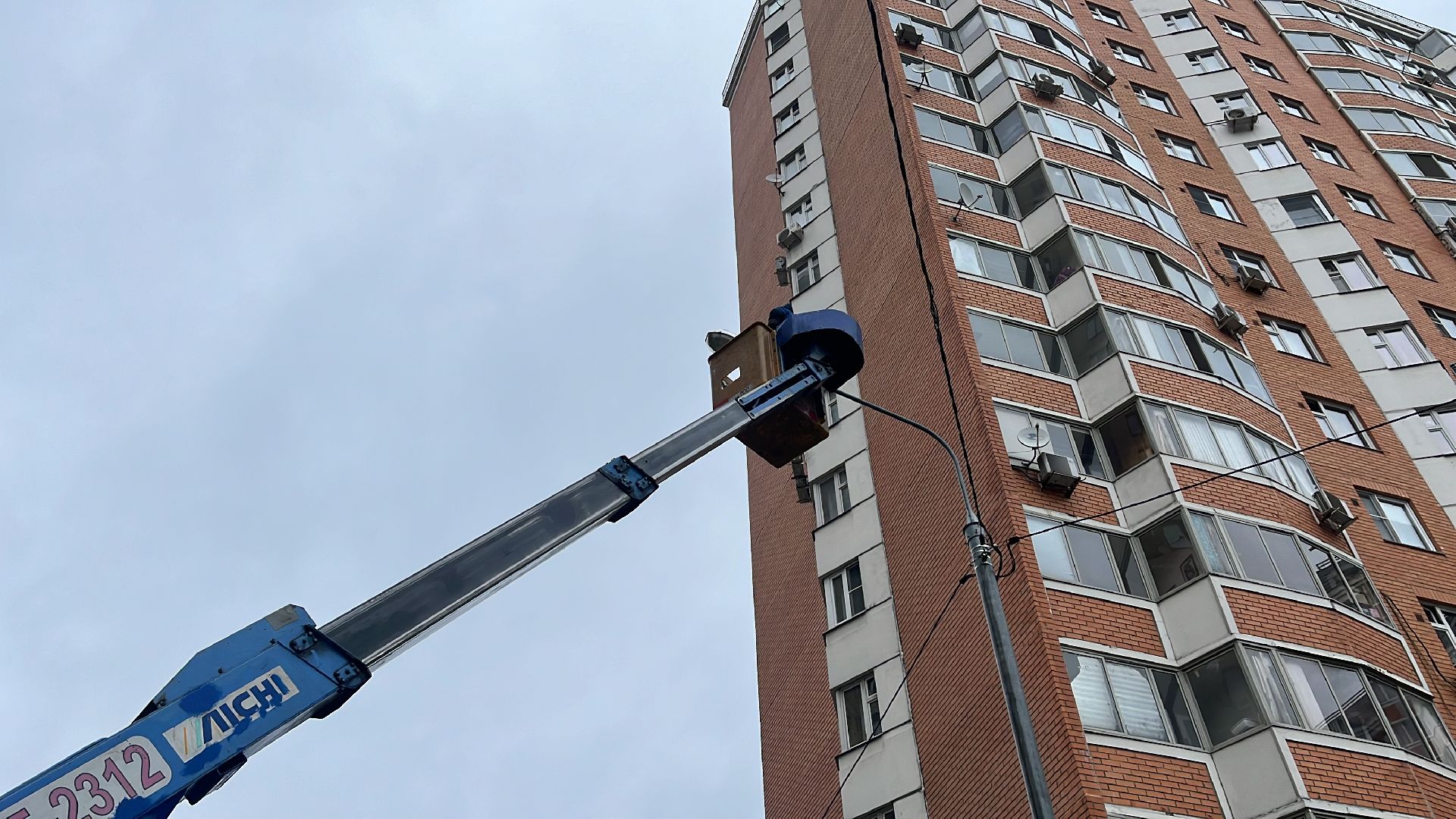 освещение, освещение улиц, замена освещения, фонари, светильник, замена светильников,