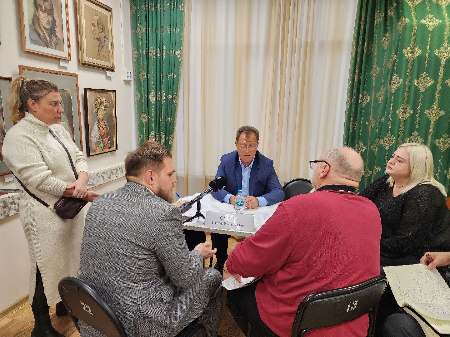 выездная администрация, жители, общество, крыша, протечка крыши, управляющая компания, власть, капитальный ремонт,