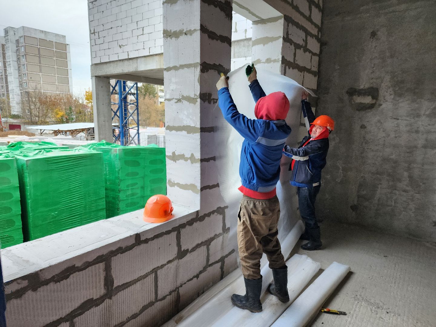 Чехов, школа 3, пристройка, строительство, возведение, обустройство кровли, парапет, наружные сети,