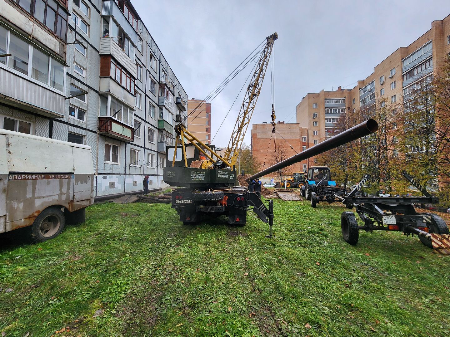 Чехов, ремонт теплотрассы, замена труб отопления, теплоснабжение, устранение протечки теплоносителя, улица Чехова, вишневый бульвар, глава округа Михаил Собакин,