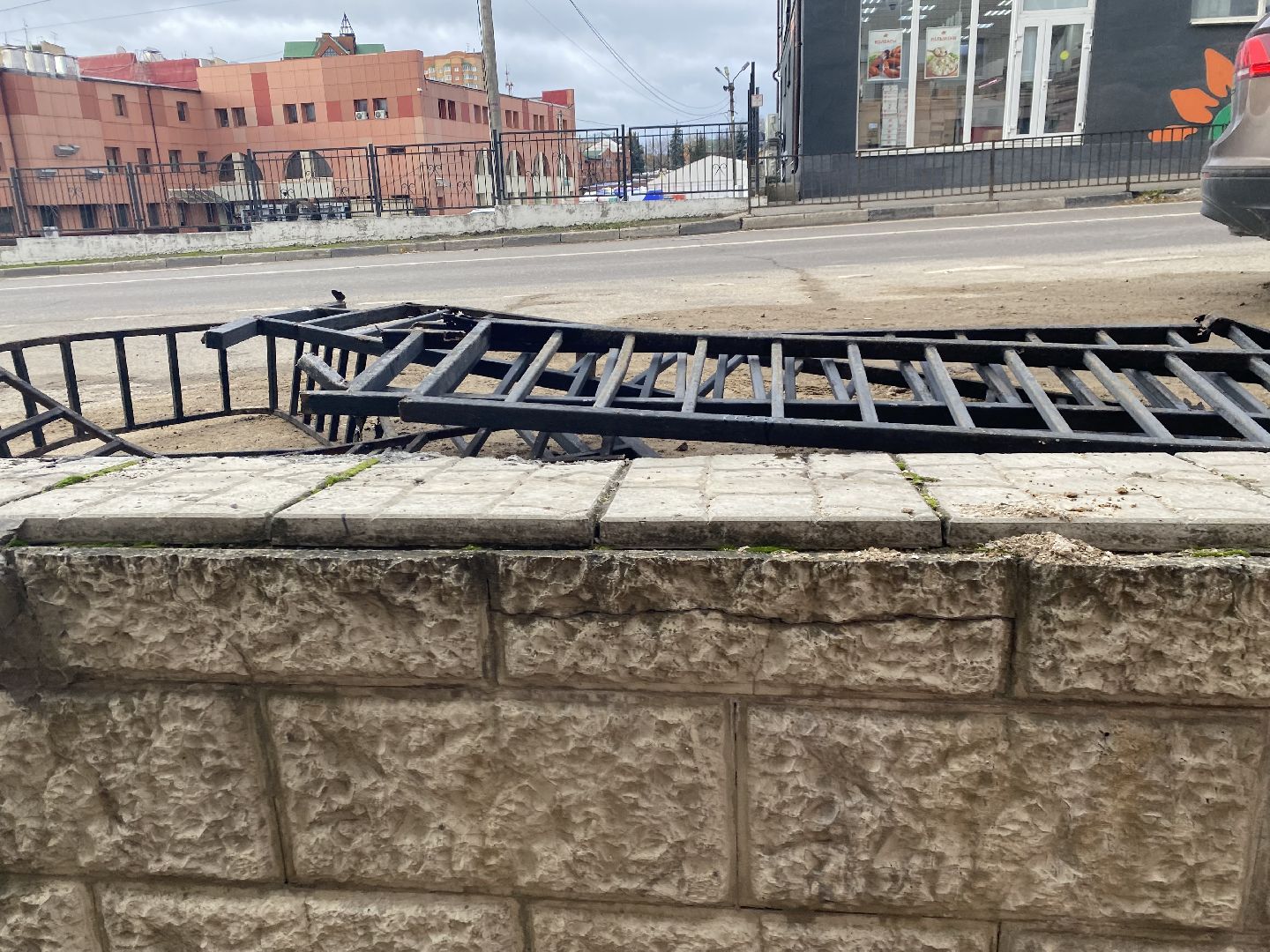 Ремонт, Поликлиника, Тротуар,