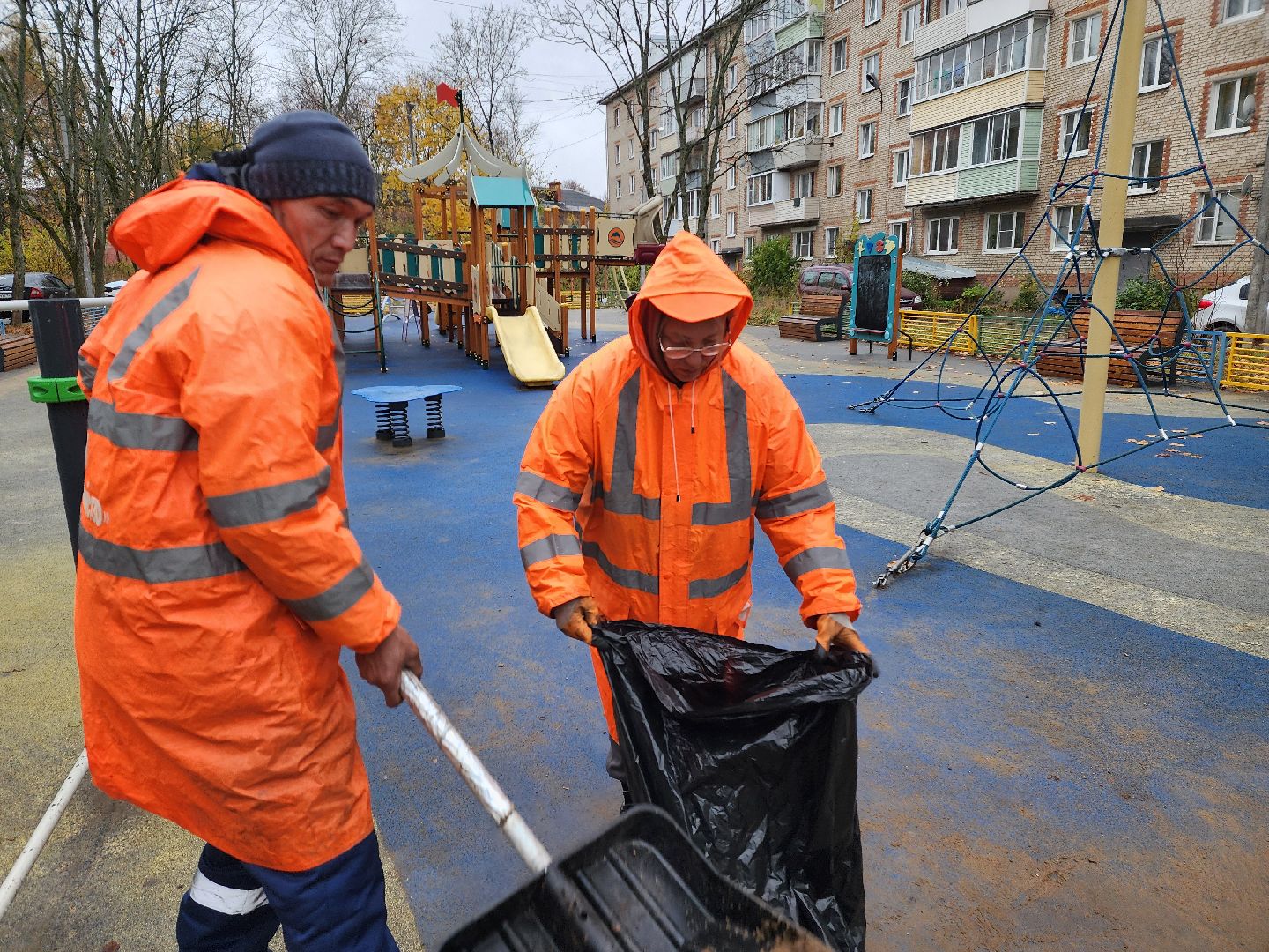 красноармейск, городской округ пушкинский, содержание дворовых территорий, уборка дворов,