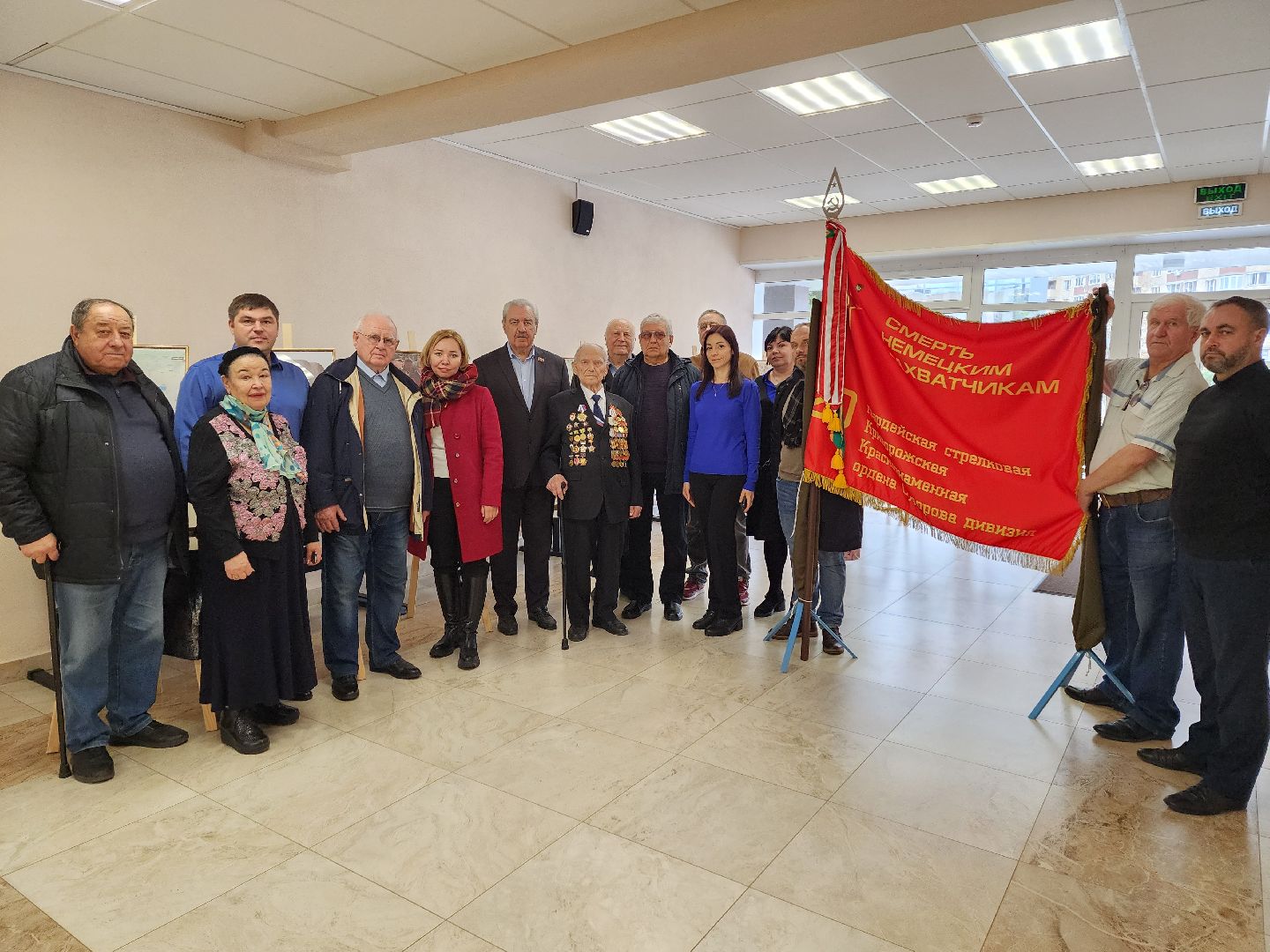 100 лет, михаил красов, ветеран, фотовыставка, юбилей,