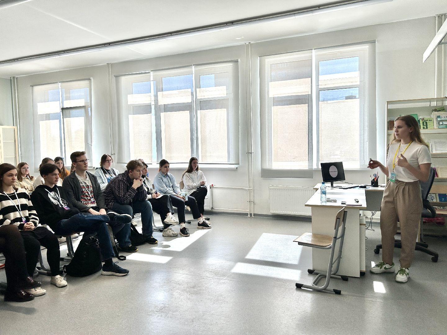 волонтеры, форум, Фрязино, лекции, Молодая гвардия, Можайск