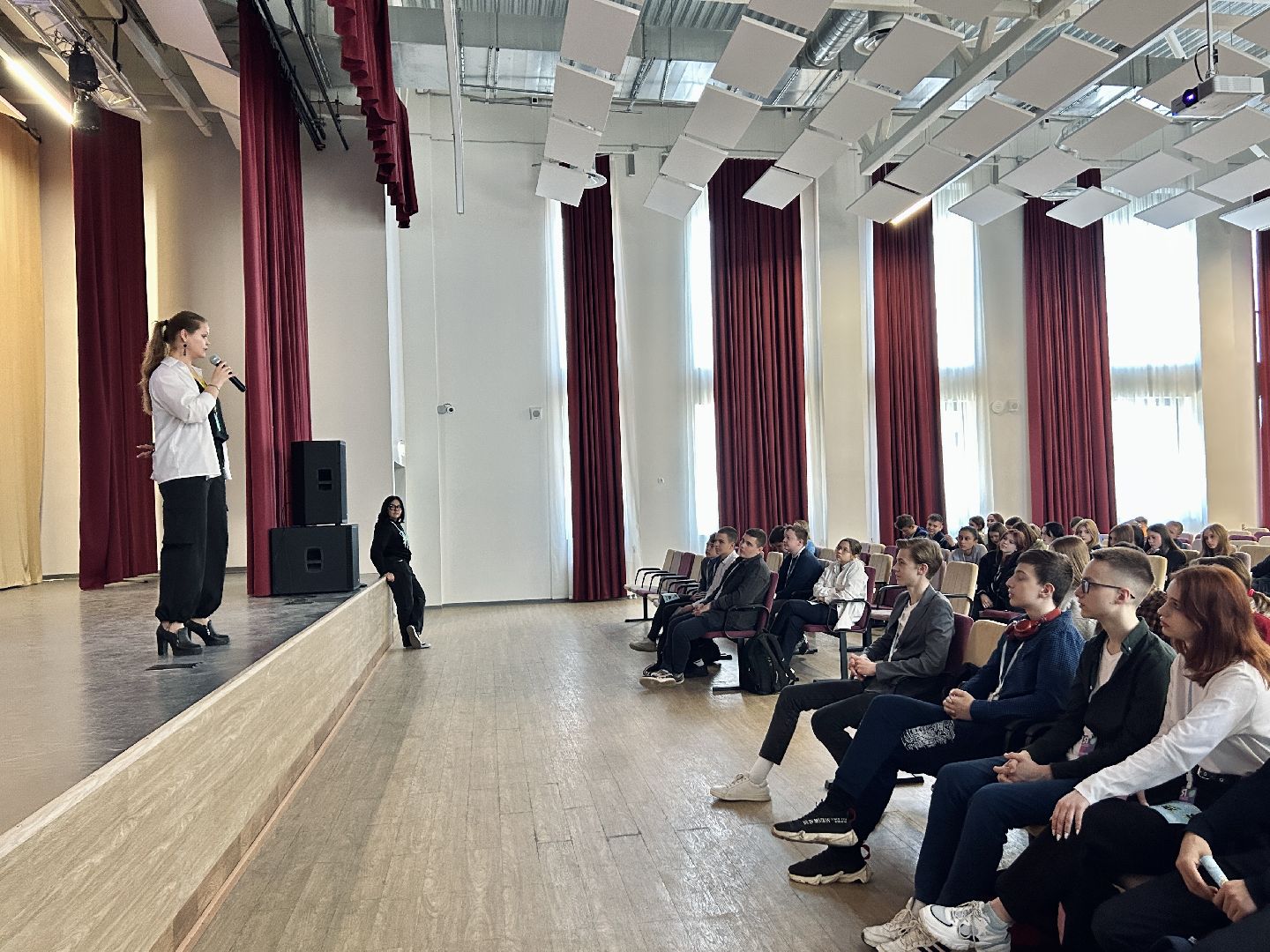 волонтеры, форум, Фрязино, лекции, Молодая гвардия, Можайск