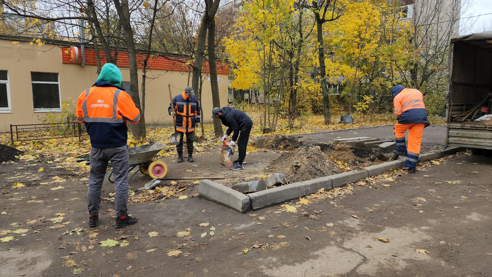 пушкино, площадка, общественный транспорт, остановка, жители,