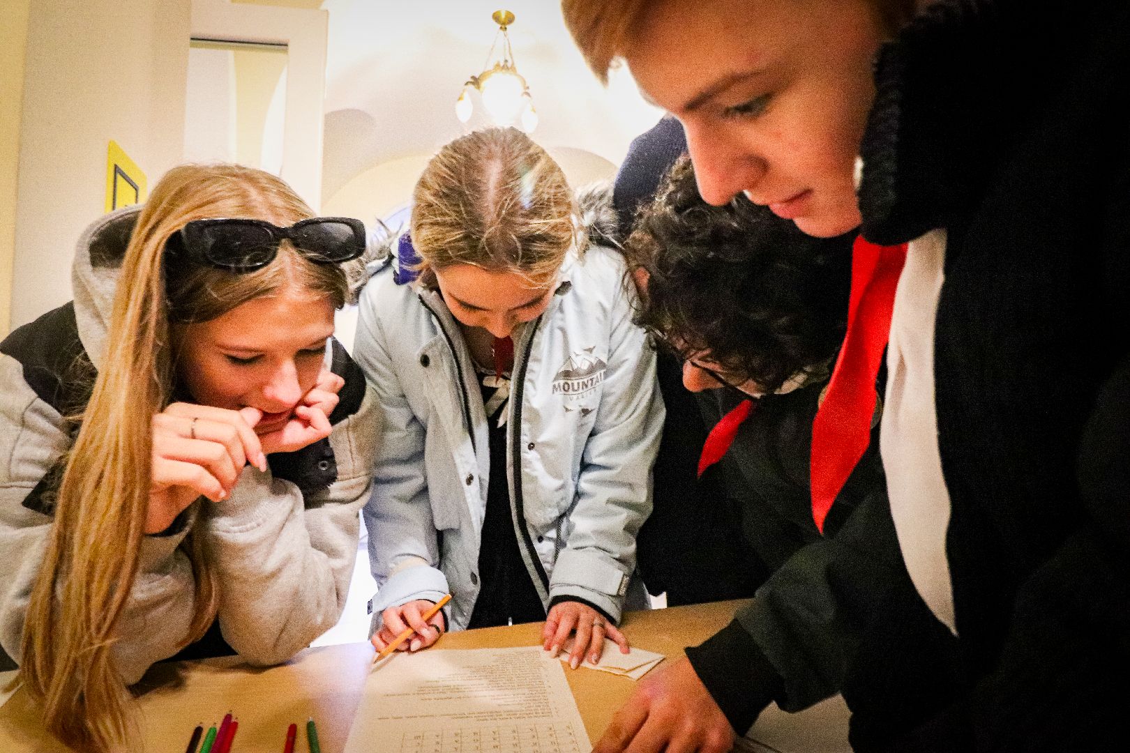 Клин, общество, образование, Гайдар, тимуровцы,