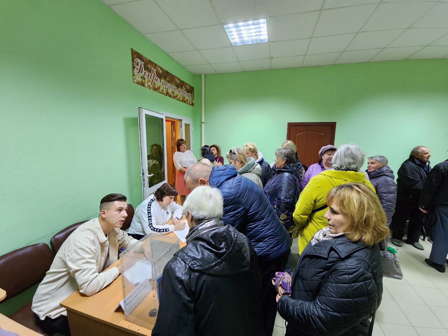 Чехов, село Троицкое, выездная администрация, встреча с жителями, обращения граждан, освещение, уборка территорий, оплата коммунальных услуг, глава округа михаил собакин,
