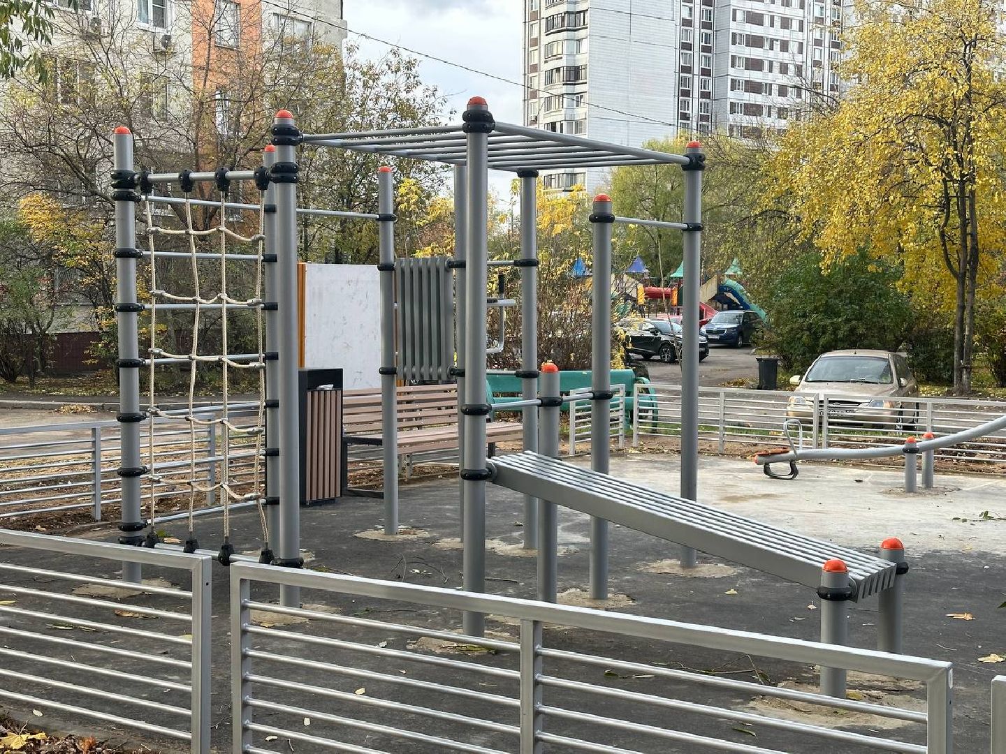 Реутов, добродел, жалобы, детская площадка, качели, горки, спорт,