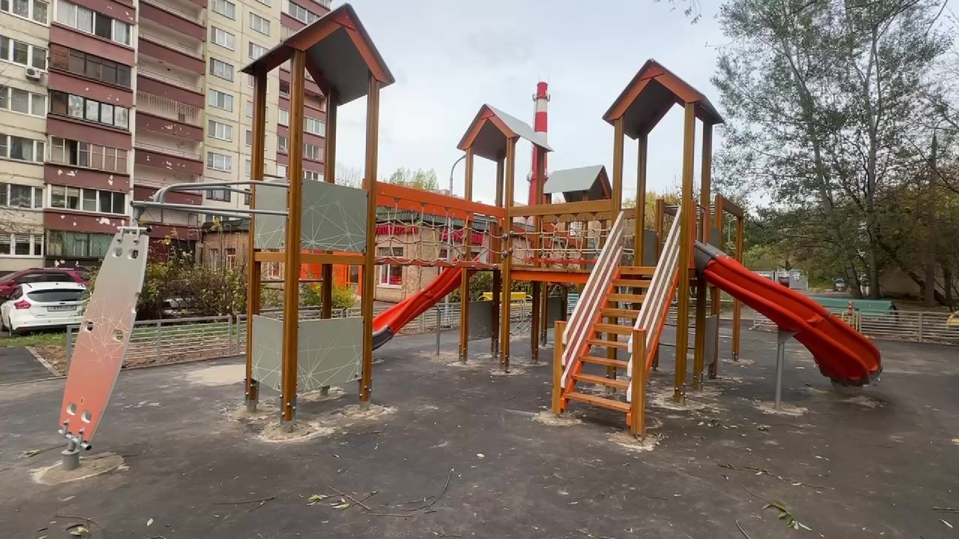 Реутов, добродел, жалобы, детская площадка, качели, горки, спорт,