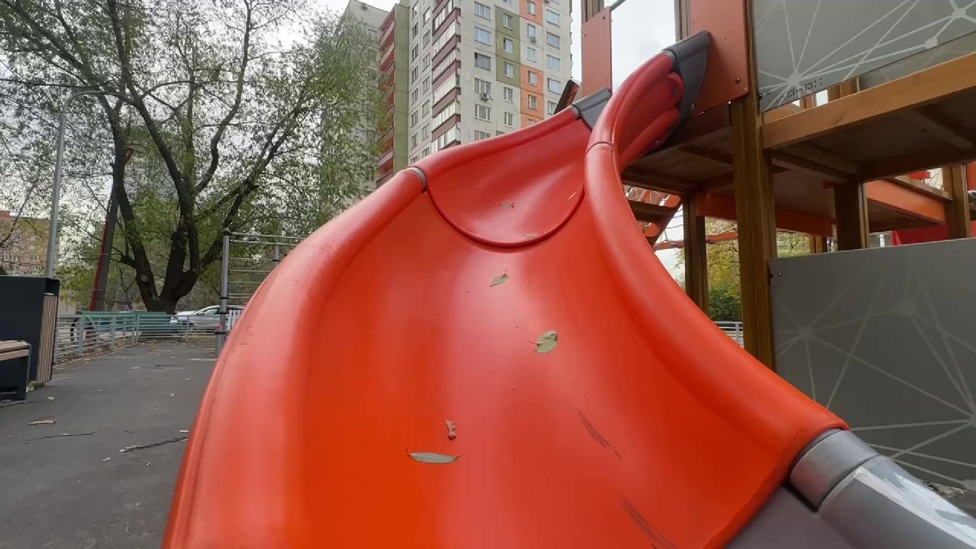 Реутов, добродел, жалобы, детская площадка, качели, горки, спорт,