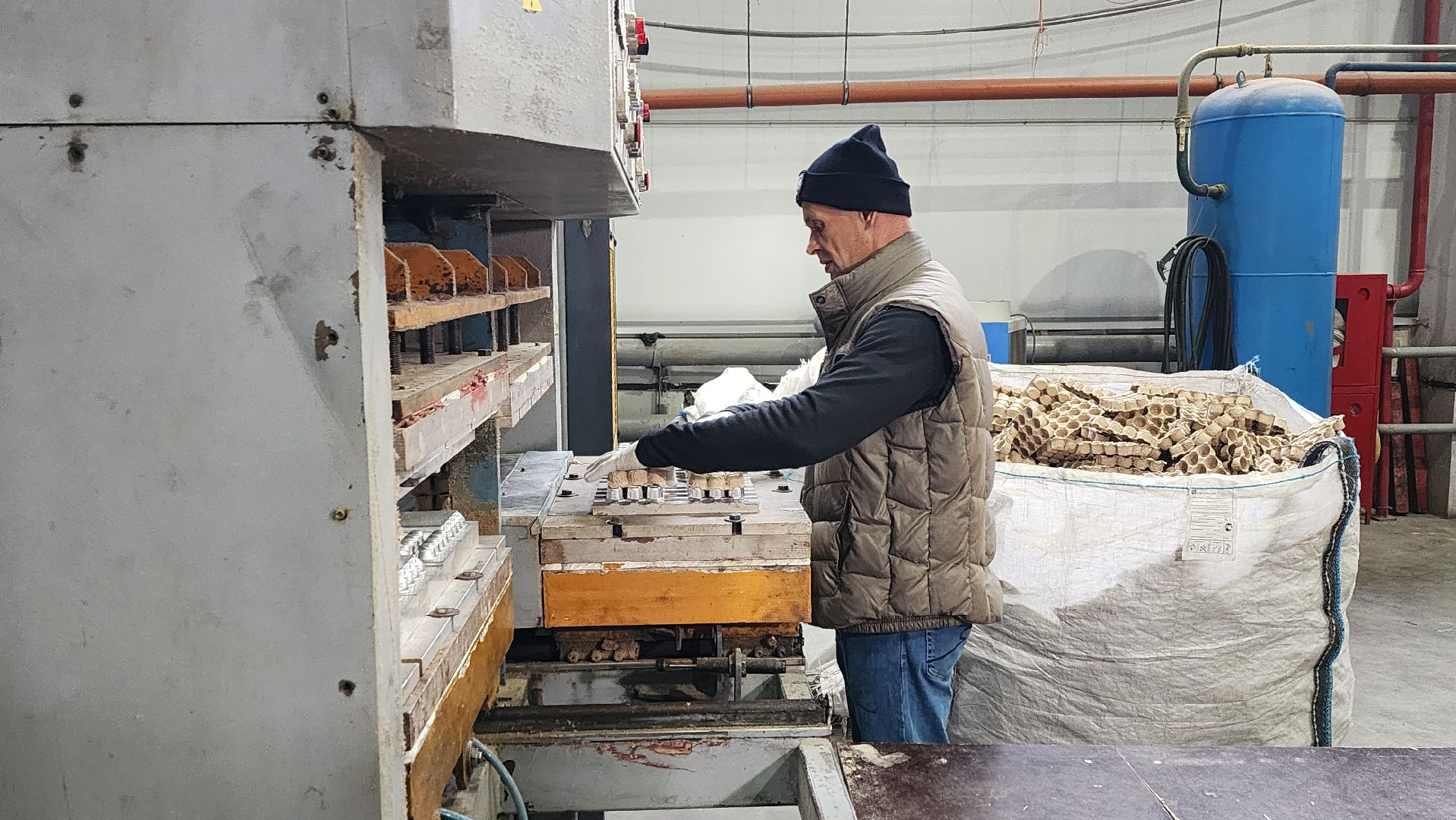 Солнечногорск, завод экологичной упаковки, СОЭМЗ, бумбатл, сбор макулатуры,