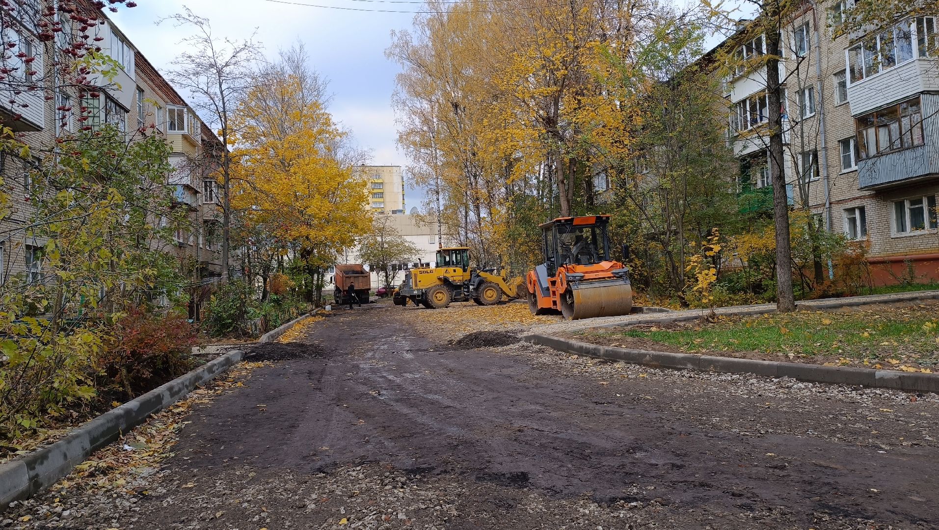 благоустройство дворов, лобня, укладка асфальта,