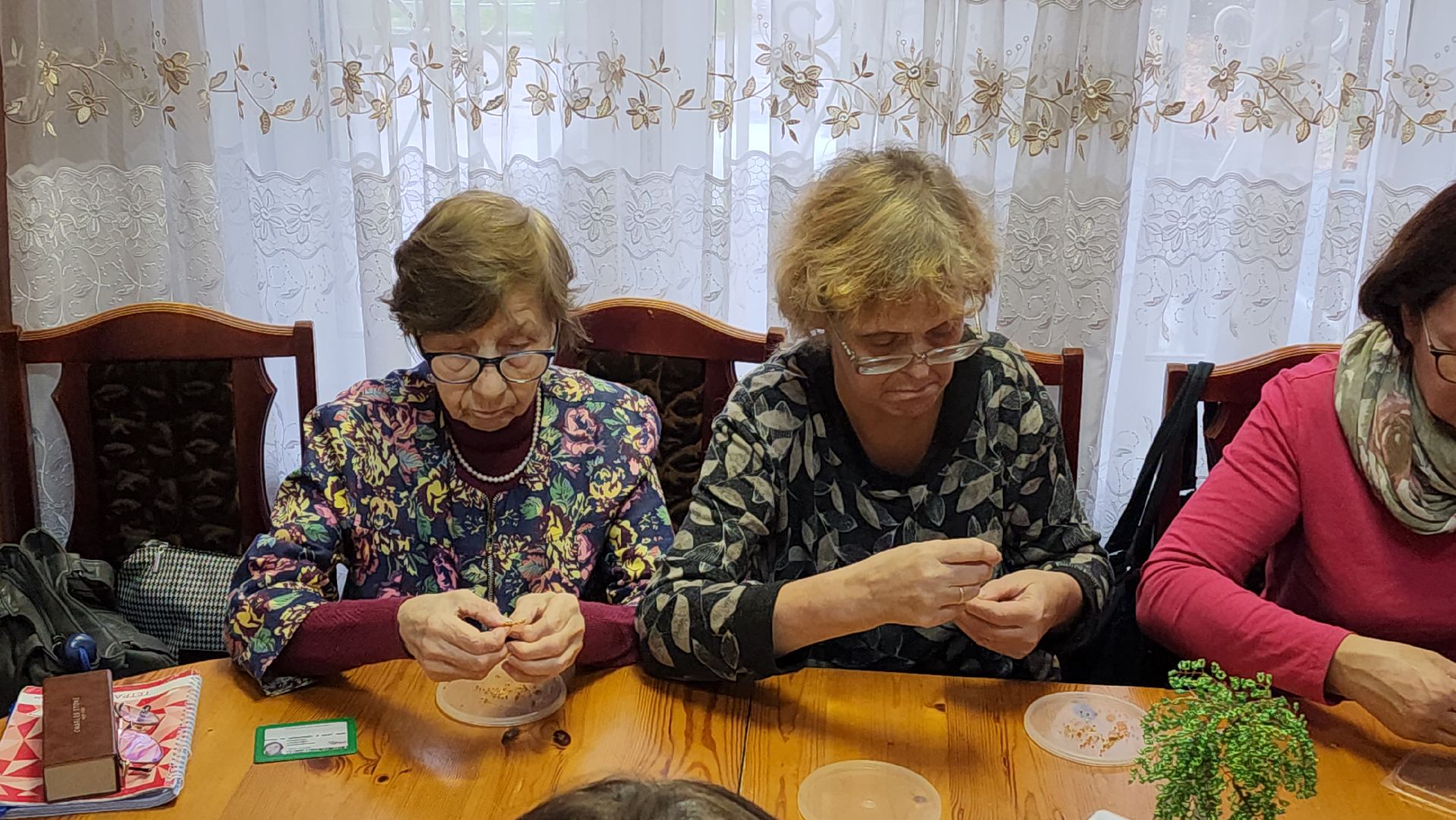 бисероплетение, Осень, Лобня, активное долголетие,