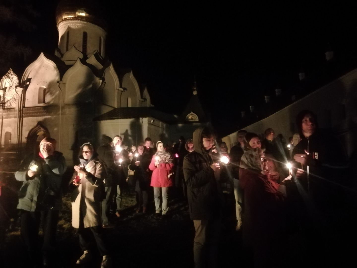 Звенигород, Саввино-Сторожевский монастырь, Пасха, богослужение